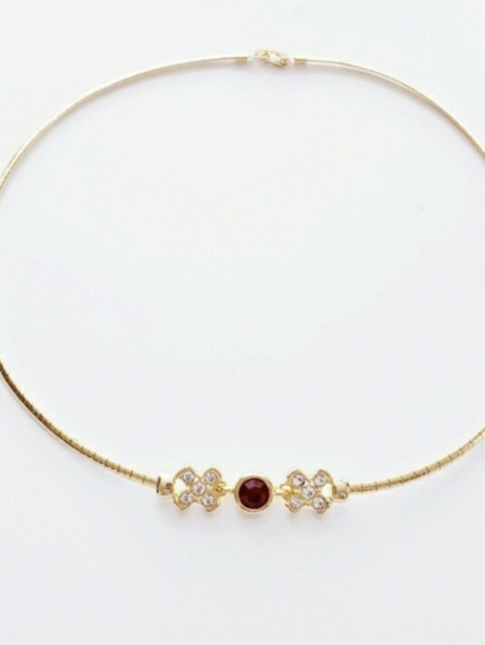 NWOT Elegant Gold Necklace with Red Gemstone